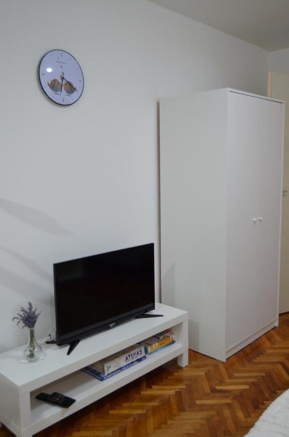 Mikmari Apartman Subotica Exterior photo